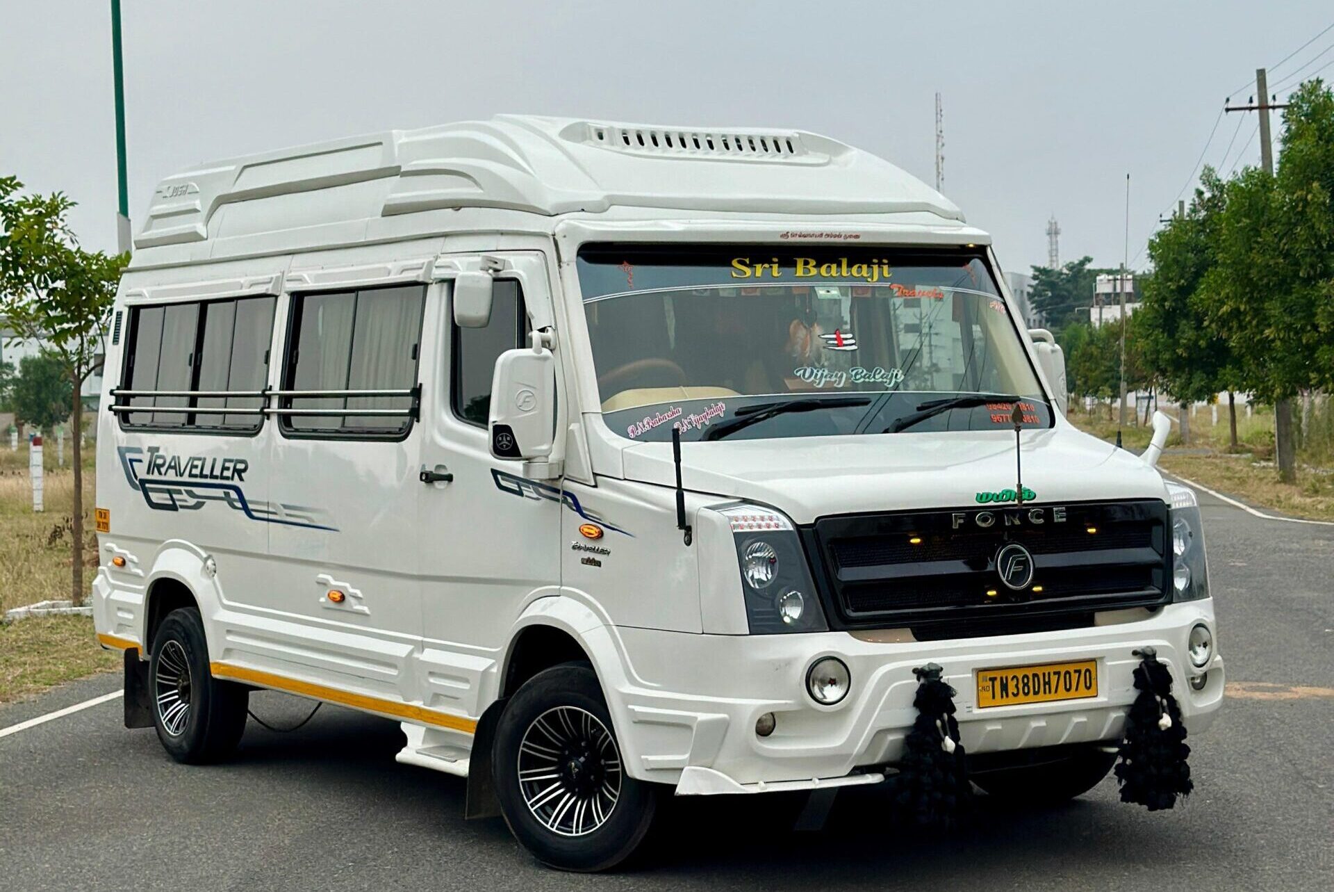 17 Seater Tempo Traveller Rental in Coimbatore, Sri Balaji Travels